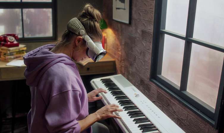 熱門鋼琴學習應用《Simply Piano》登陸Vision Pro