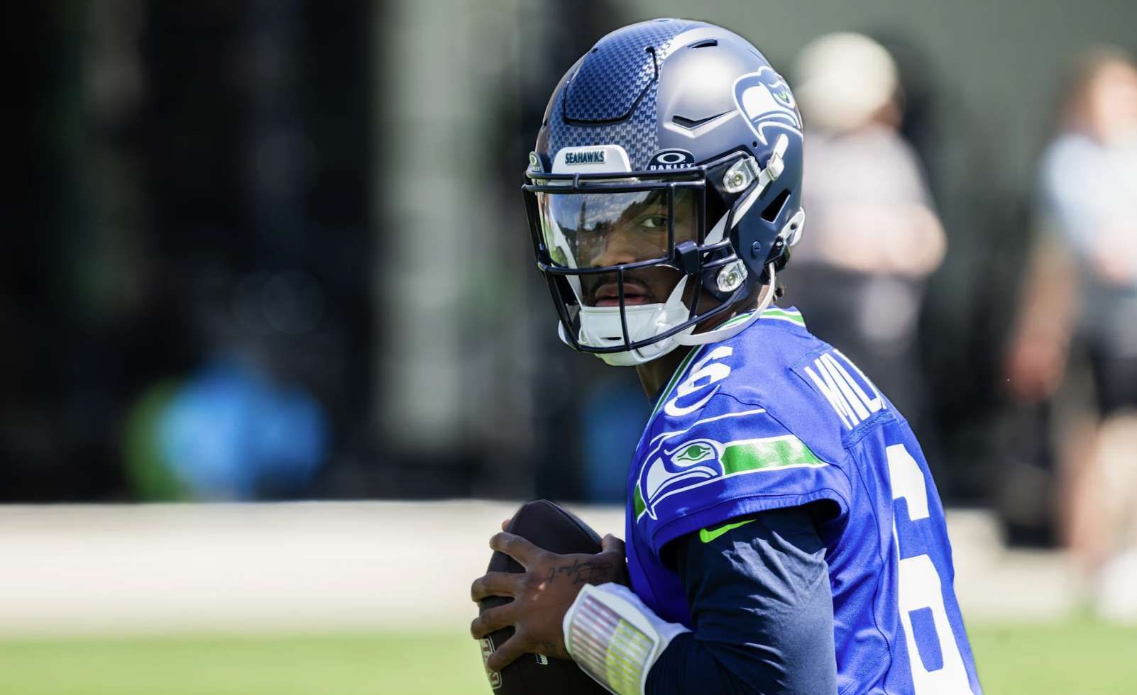 美國(guó)NFL海鷹隊(duì)新秀稱，將引入VR訓(xùn)練提升賽場(chǎng)決策能力