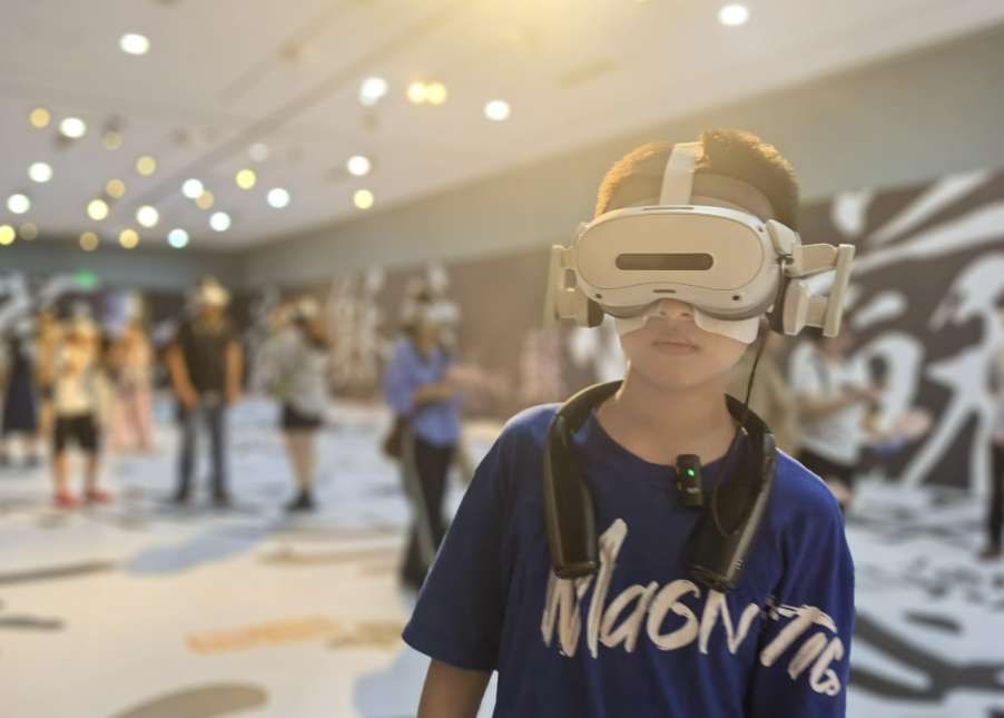 海南博物館推出蘇軾VR沉浸展,用PICO頭顯穿越千年體驗文豪一生