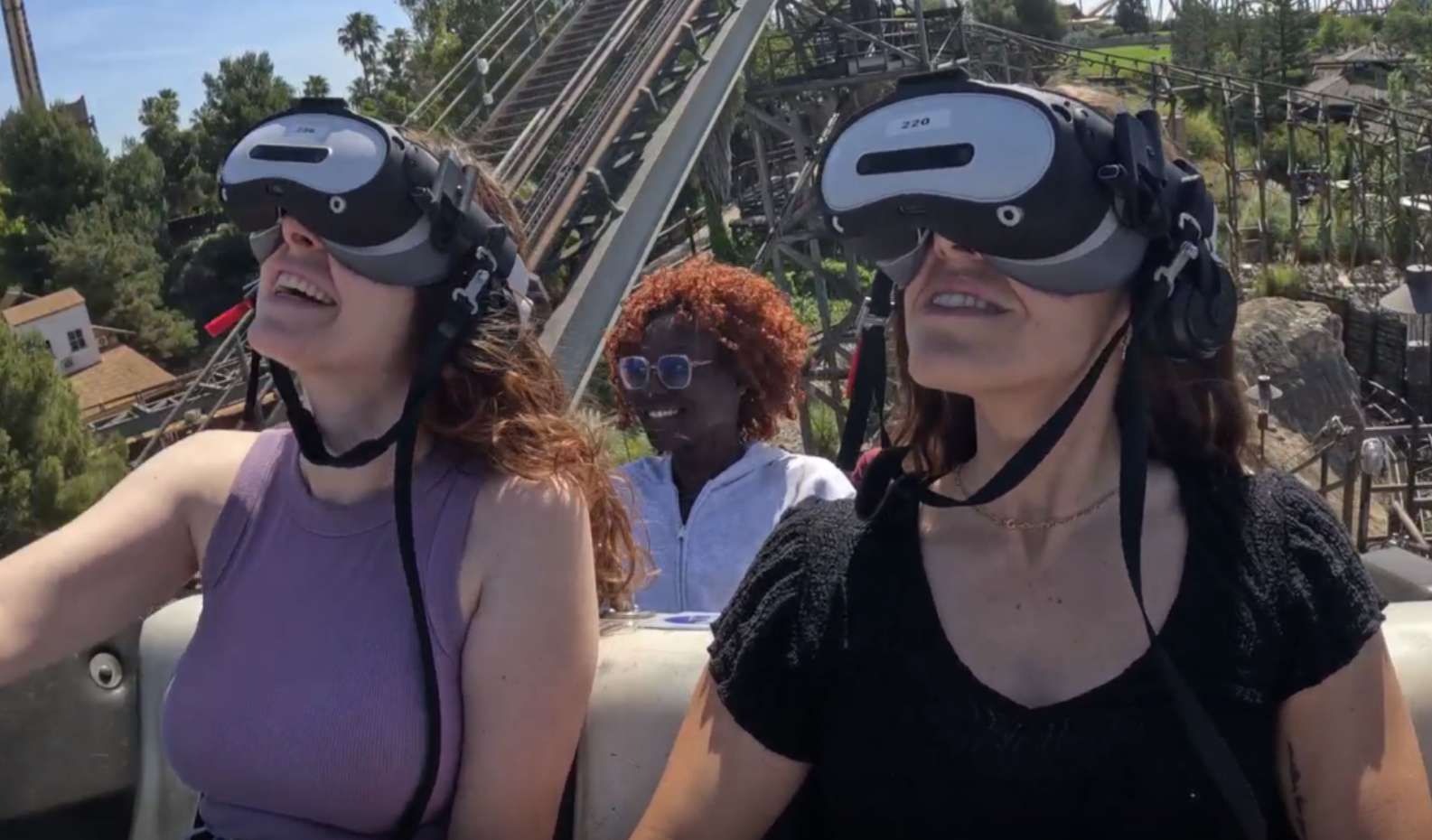 西班牙PortAventura World推出基于PICO頭顯XR過山車體驗“El Diablo Neo”