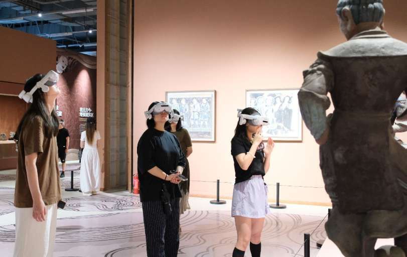 杭州"石窟藝術超感沉浸展"以PICO VR/MR技術活化文化遺產