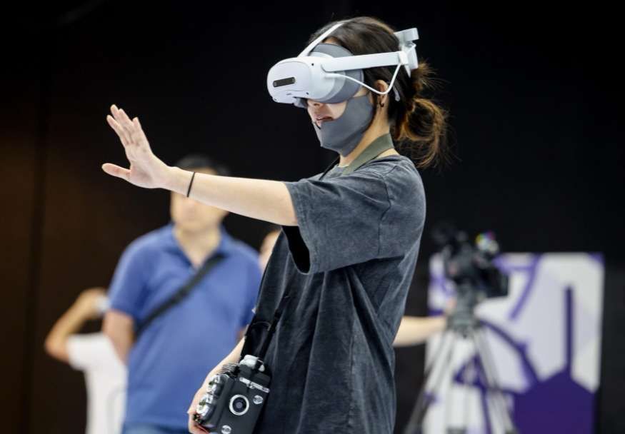 上海音樂廳推出PICO VR大空間體驗《尋找秘譜：穿越上海1930》