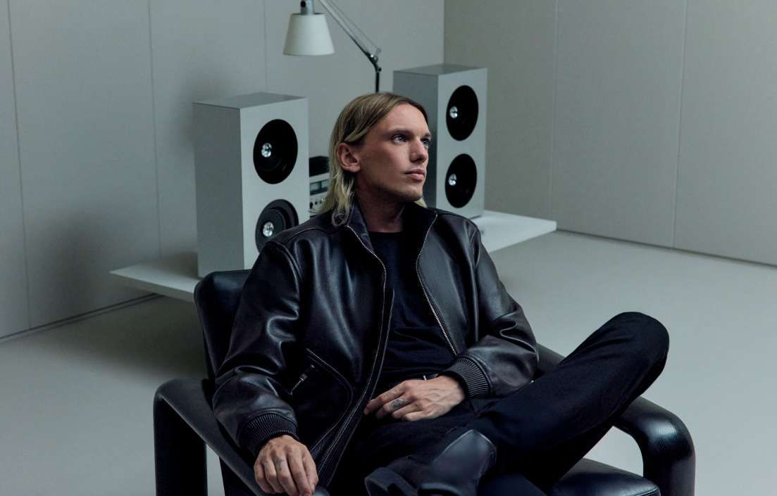 國慶周報：蘋果擱置Vision Air全力 AI眼鏡，Quest 3S特價$249大促，PICO打造多用戶XR卡丁車競賽體驗  第28張