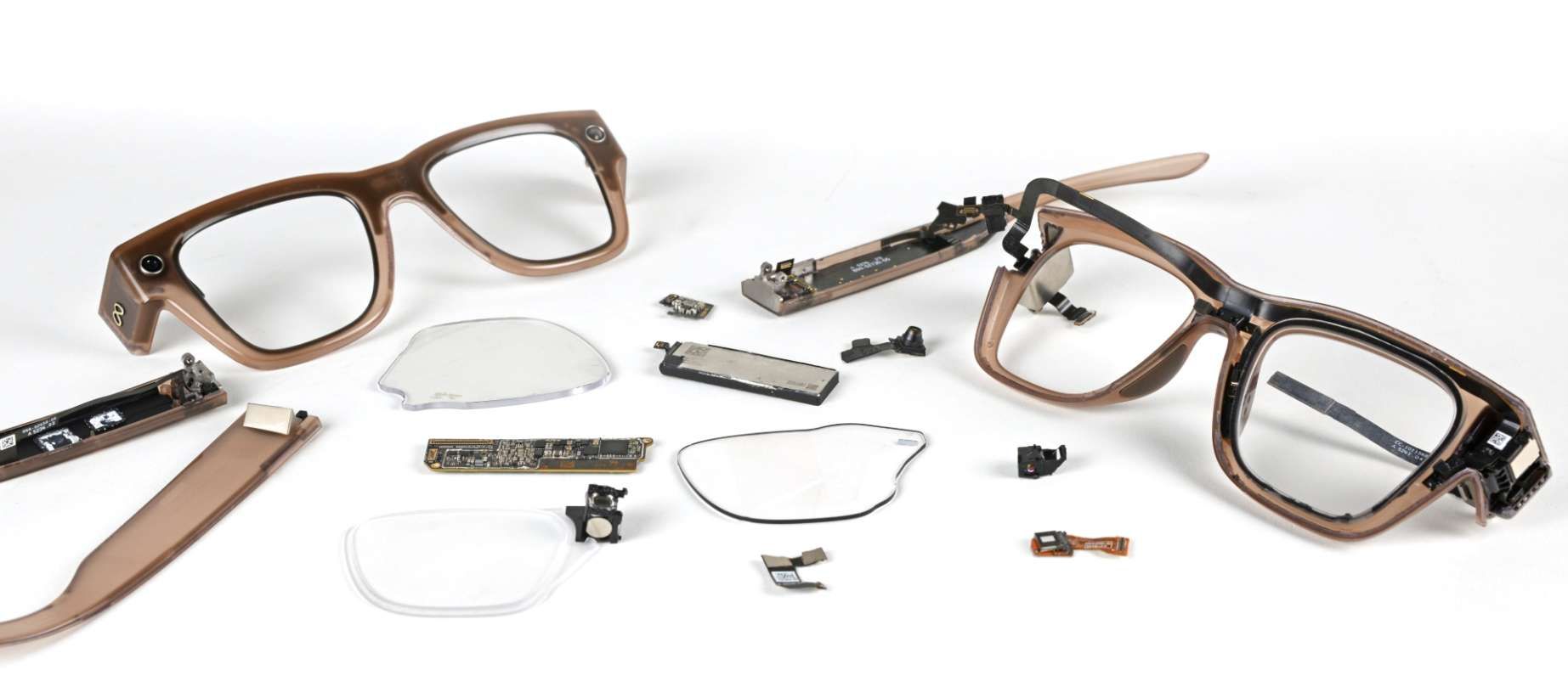 iFixit拆機(jī):Meta Ray-Ban Display證明了可穿戴AR技術(shù)的成熟度??