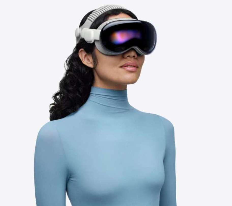 CNET評測:搭載M5芯片的新款A(yù)pple Vision Pro仍面臨重量、價格與應(yīng)用生態(tài)挑戰(zhàn)