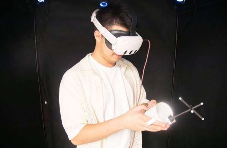 新型增強現實技術可將任意表面變為鍵盤