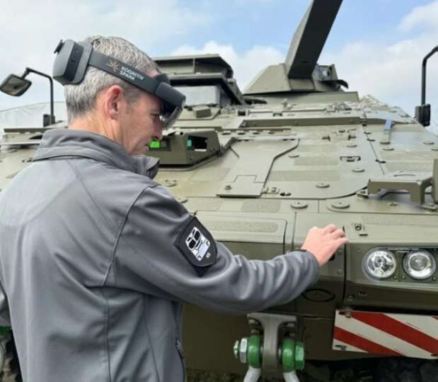 英國軍方部署AR遠程支持系統