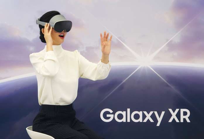 韓媒：三星顯示試產OLEDoS，Galaxy XR初期產量5萬至10萬臺