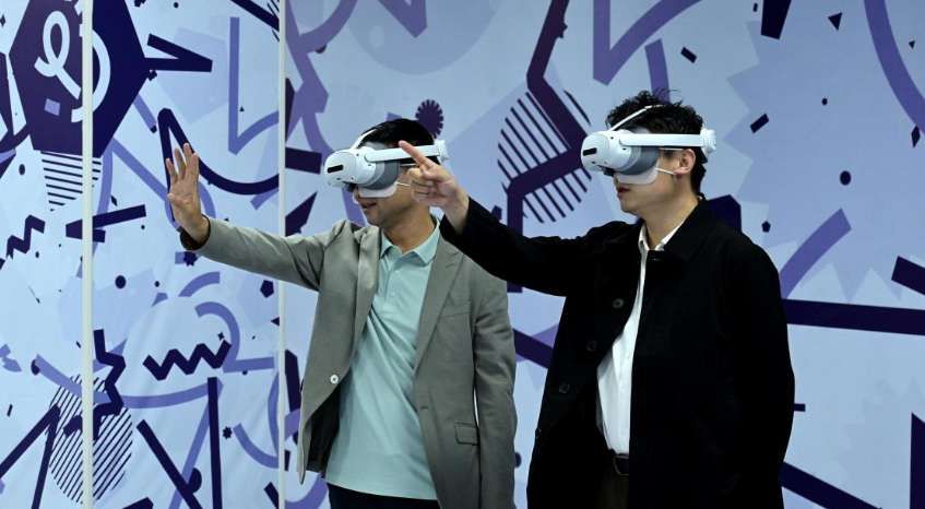 映維日報：蘋果XR專利提出端到端房間布局估算引擎，Ray-Ban Meta降價20％  第5張